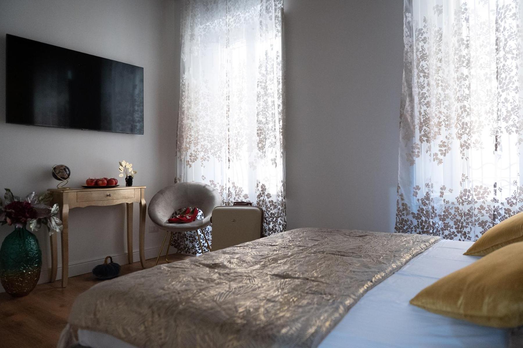Pantheon Charming Accommodation Рим Экстерьер фото